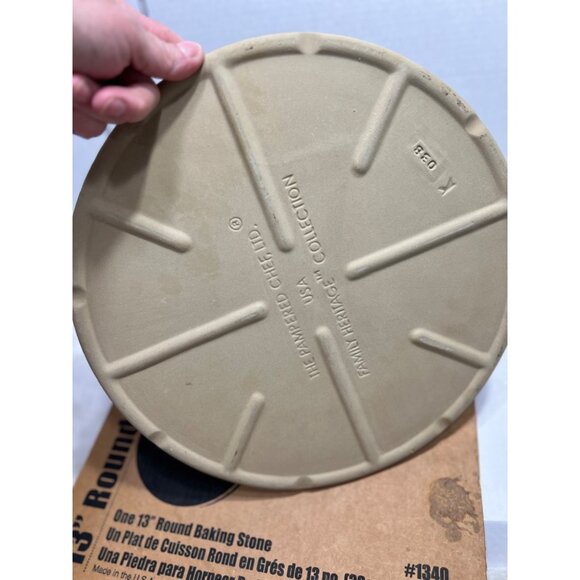 Pampered Chef family heritage collection 13” round bakery stone - Picture 2 of 5